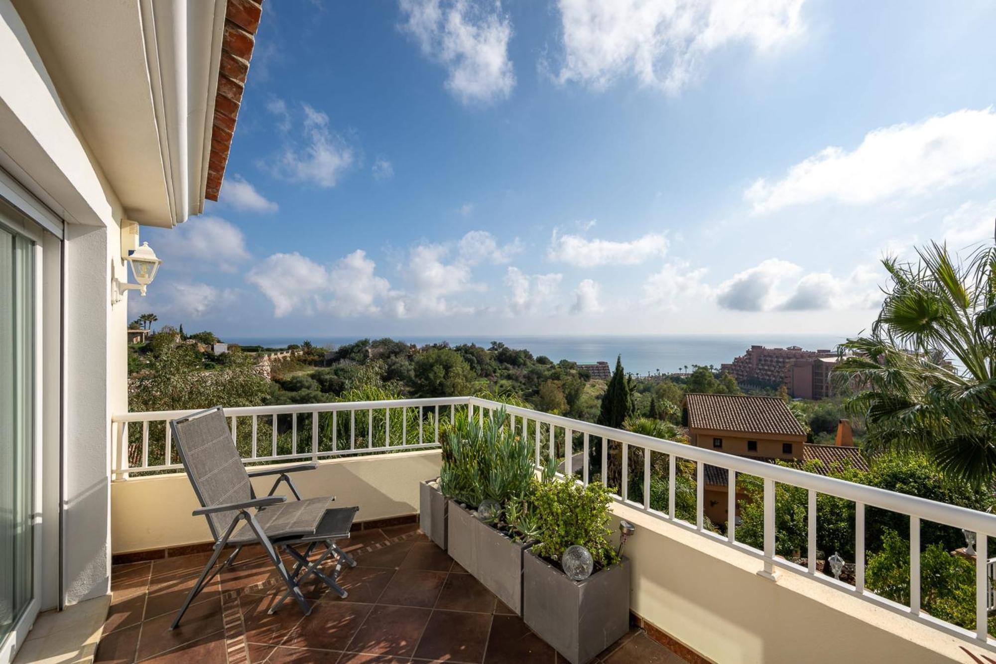 Your Private Paradise Luxurious Todo For Unforgettable Benalmadena