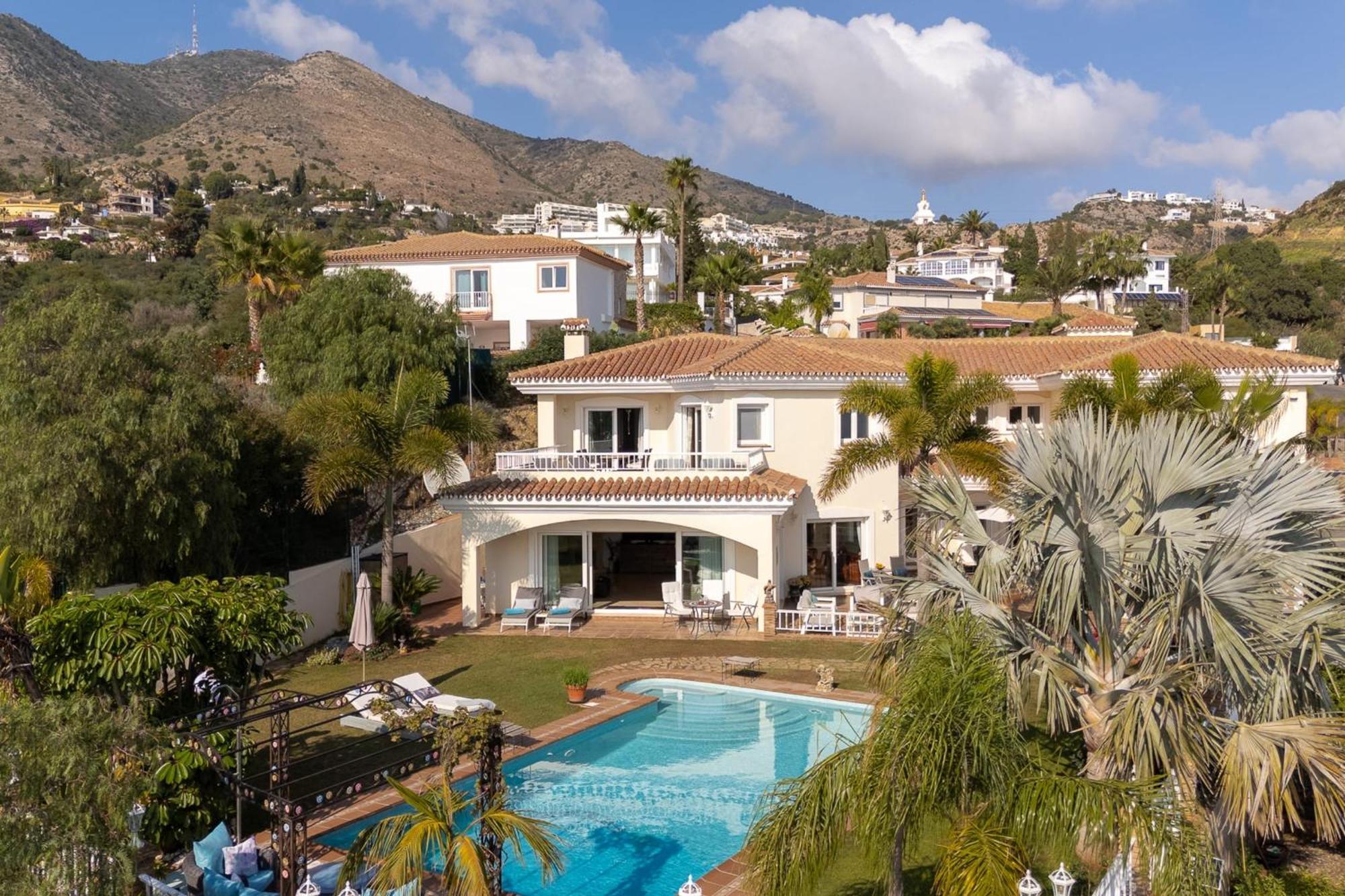 Your Private Paradise Luxurious Todo For Unforgettable