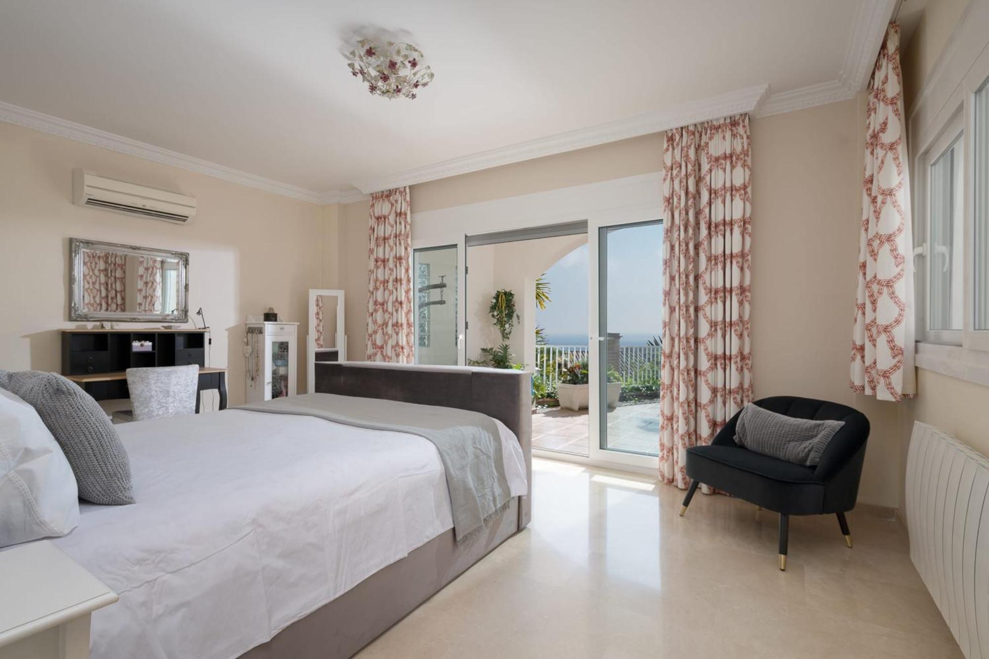 Your Private Paradise Luxurious Todo For Unforgettable Benalmadena