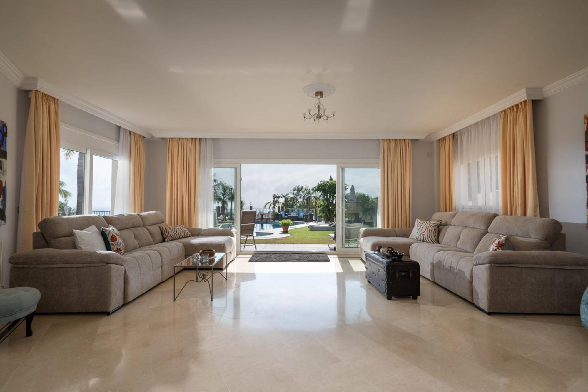Your Private Paradise Luxurious Todo For Unforgettable